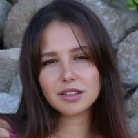Адриана Фенисе Голе