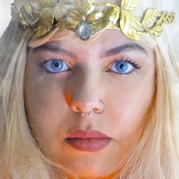 Еми Годдес Голе