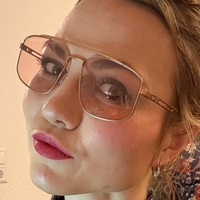 Ана Хамбург Голе