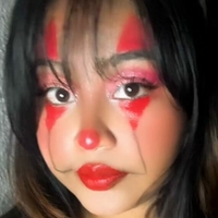 Ари Мар - мексиканска тинејџерка са великим грудима Голе