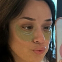 Бејли Флорес Голе