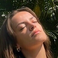 Бела Џејмс Голе