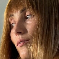 Клер Вајлд Голе