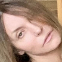 Дана Натали Голе