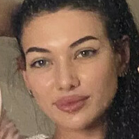 Делина Роуз Голе