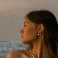 Ела Грејс Червето Голе