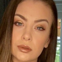 Емили Пејџ Голе