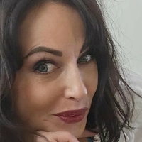 Ева Шери Голе