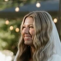 Хейли Џонсон Голе