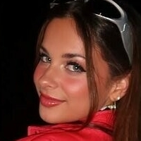 Хејли Тејлор Голе