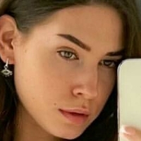 Хелен Пјатибратова Голе