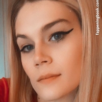 Холографска Музa Голе