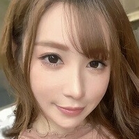 Џун Мегами Голе