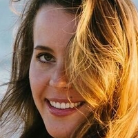 Кејт Леј Голе