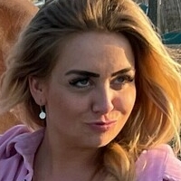КелиМиланотикКоугирл Голе