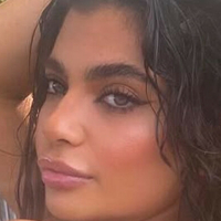 Криси Бертон Голе