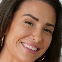 Лајла Фешн Голе