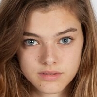 леа хезарт Голе