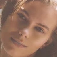 Лена Ван Голе