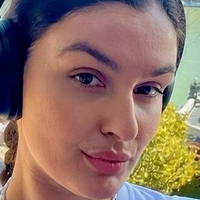 Лиа Лејпер Голе