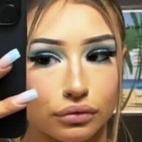 Линдси Голе