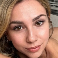 Лола Скај Голе