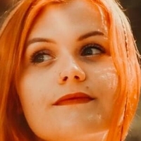 Лоли Врен Голе