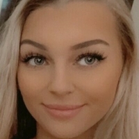Лавли Хејлс Голе