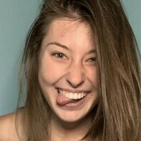 Макајла Бенет Голе