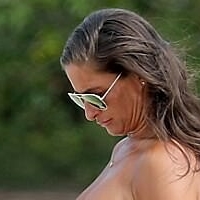 Мелиса Томас Голе