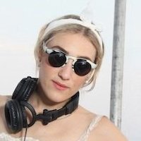 Миа Моретти Голе
