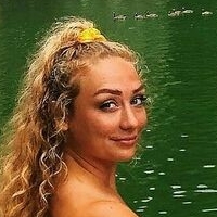 Миа Пинчиверо Голе