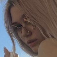 МајЕприл Голе