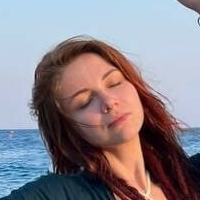 Ненси Новикова Голе