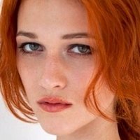 Никол Аријана Фокс Голе