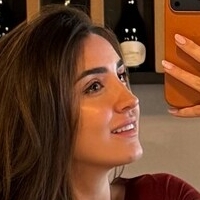 Никол Прада Голе