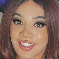 Перла ДеЛуна Голе