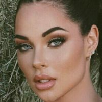 Скајла Енджел Голе