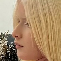 Сноу Вајт Ема Голе