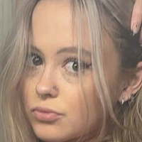 Дефинитивна мегатема „Петит са гузицом“ Голе