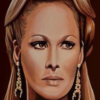 Урсула Андрес Голе
