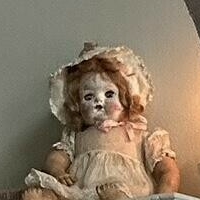 Вајолет Ројал Голе