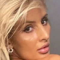 Ксали Адамс Голе