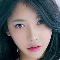 Јун Чери 윤체리 Голе