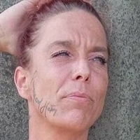 Ивон Официјал Голе