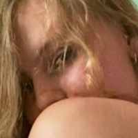 Зои Канестраро Голе